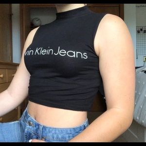Calvin Klein Crop